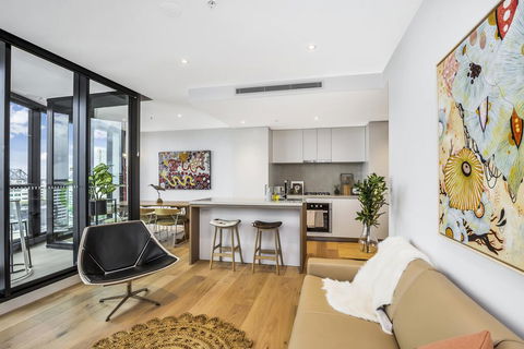 KOZYGURU FORTITUDE VALLEY DESIGNER GRADE 2 BED APT FREE PARKING QFV179-1401 - C Tourism 0