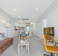 KOZYGURU PARRAMATTA CBD LUXURY 2 BED APT  FREE PARKING NPA011 - C Tourism