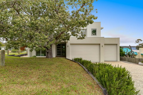 Kurrajong - C Tourism 2