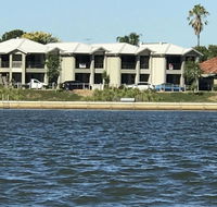 Lake Breeze - C Tourism
