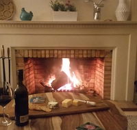 Lake House Benalla - C Tourism
