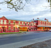 Lake Inn - Ballarat - C Tourism
