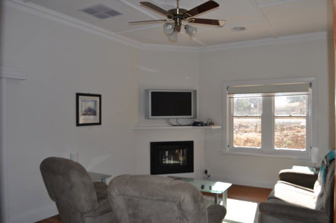 Lambert Estate Retreat - C Tourism 1