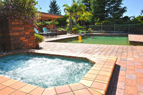 Langbrook Cottages - C Tourism 0