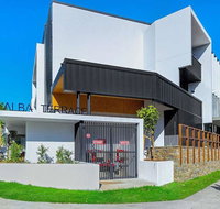 Large space 2 BED APT near Brisbane Airport - C Tourism