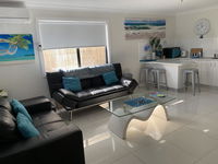 Book Barrack Point Accommodation Vacations C Tourism C Tourism