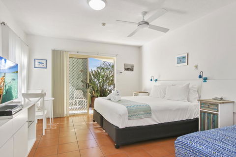 Lennox Beach Resort - C Tourism 1