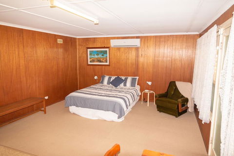 Limestone Cottage - C Tourism 1