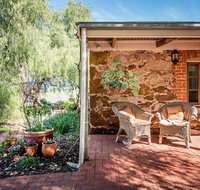 Lucy's Cottage - C Tourism