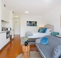 Luxurious light-filled studio in winning location - C Tourism
