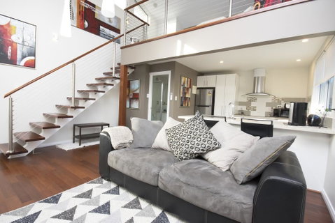 Luxury Executive Apartment - C Tourism 1