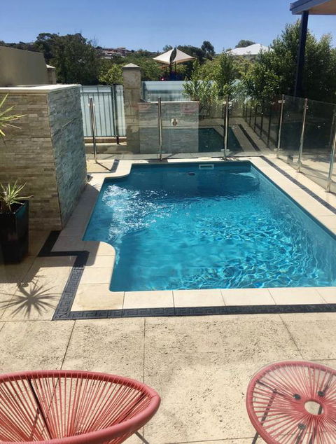 LUXURY VILLA W POOL & SPAS - C Tourism 3