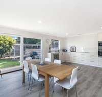 Lyons Cottage - a quaint Whalers Cottage in heart of Port Fairy - C Tourism