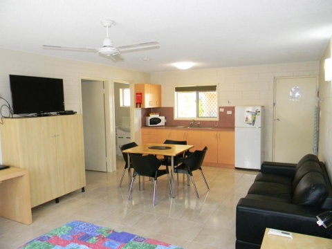 Mackay Apartments The Rover - C Tourism 3