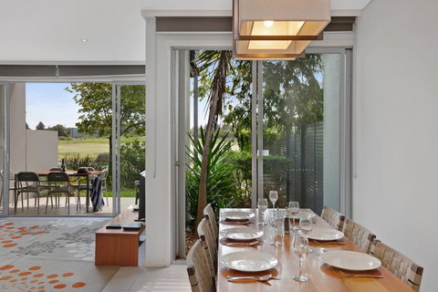 Magenta805 - C Tourism 1