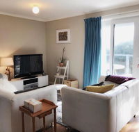 Magic Beach Cottage - C Tourism