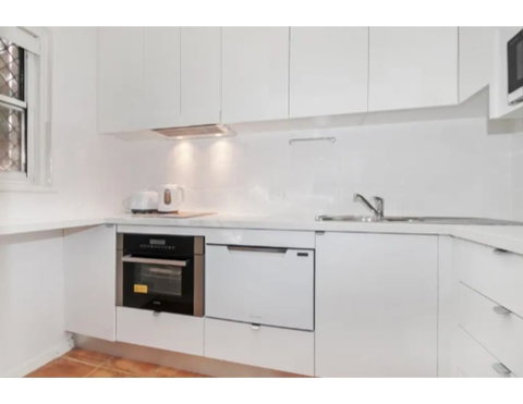 Manly Tranquil Escape - Modern Flat With Pool - C Tourism 1