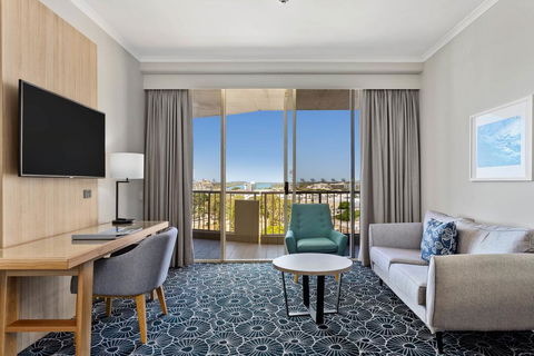 Mantra Twin Towns - C Tourism 1