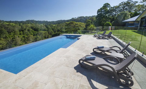 Mapleton Springs - C Tourism 0