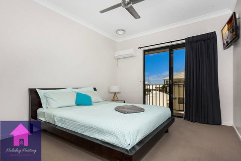 Marina View Apartment - Walk To The Strand - C Tourism 2