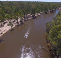 McLean Beach Holiday Park - C Tourism