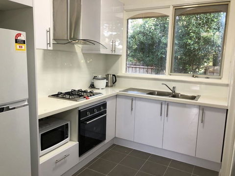 Melbourne Short Stay - Nunawading Station - Nunawading - C Tourism 2