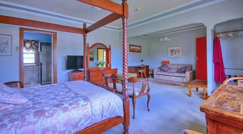 Melville House Bed And Breakfast - C Tourism 2