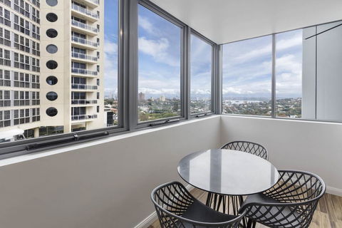 Meriton Suites Bondi Junction - C Tourism 3
