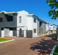 MERRIFIELD Foothill Suites - RELAXING LIFETYLE CHOICE - C Tourism