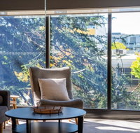 Midnight Apartments Accommodate Canberra - C Tourism
