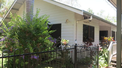 Mills Cottage 54 Hayles Avenue - C Tourism 2