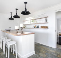 Mitchell Pde 64 Mollymook - C Tourism