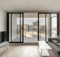 Modern Apartment in Darling Harbour - C Tourism