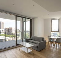 Modern Apartment in Darling Harbour - C Tourism