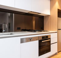 Modern Apartment in Darling Harbour - C Tourism