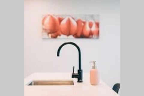 Modern Luxury 3 Bedroom Apartment With Sea Views - C Tourism 2