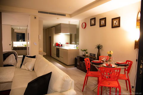 Modern, Clean, Luxury At The Right Price..... - C Tourism 3