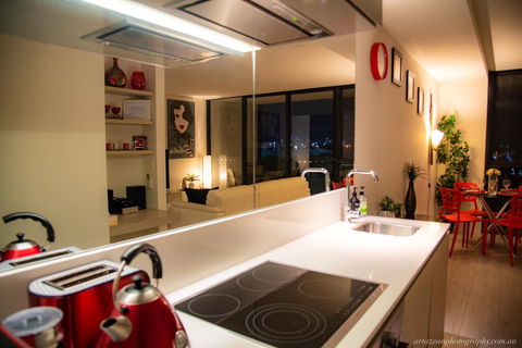 Modern, Clean, Luxury At The Right Price..... - C Tourism 1