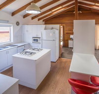 Mollymook Fantastic Holiday House - C Tourism