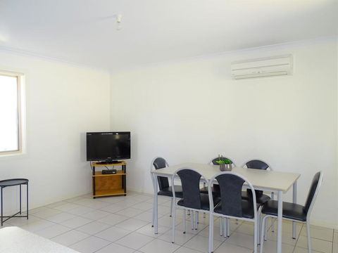 Moonta Bay Cabins - C Tourism 2