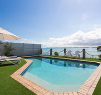 Moreton Bay Beach Lodge - C Tourism