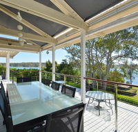 Morisset Bay Waterfront Views Lake House looking over Trinity Marina - C Tourism