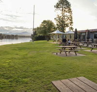 Moruya Waterfront Hotel Motel - C Tourism