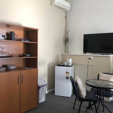 Motel Rooms At Morisset Serviced Apartments - C Tourism 3