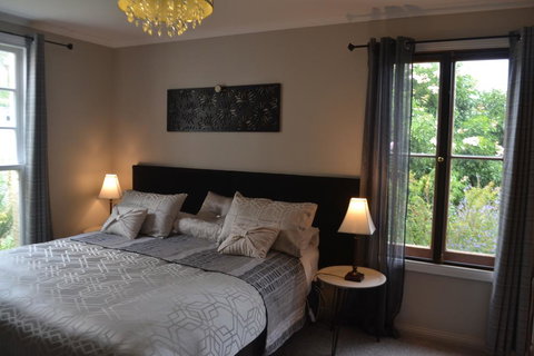 Mulberry Cottage Unique B&B Accommodation - C Tourism 1