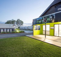 Mycow Accommodation Mackay - C Tourism