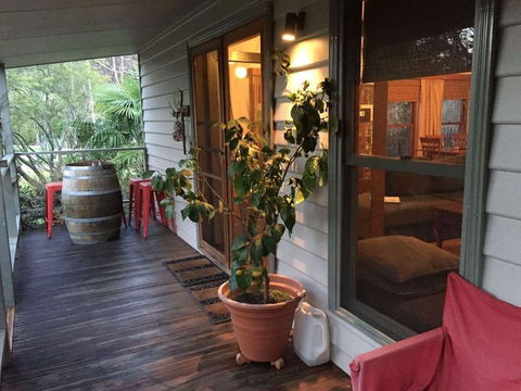 Mystic View Cottage - C Tourism 0