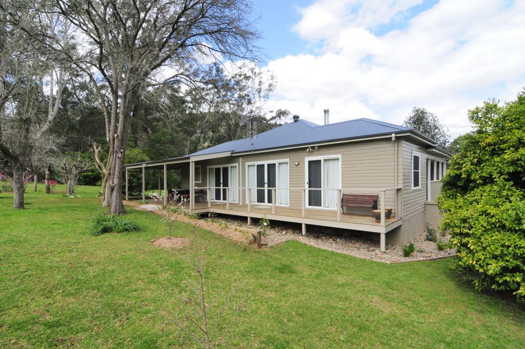 Lake George NSW C Tourism