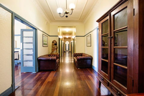 Captain Stirling Hotel - C Tourism 22
