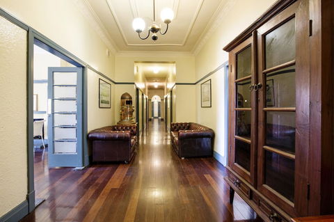 Captain Stirling Hotel - C Tourism 6